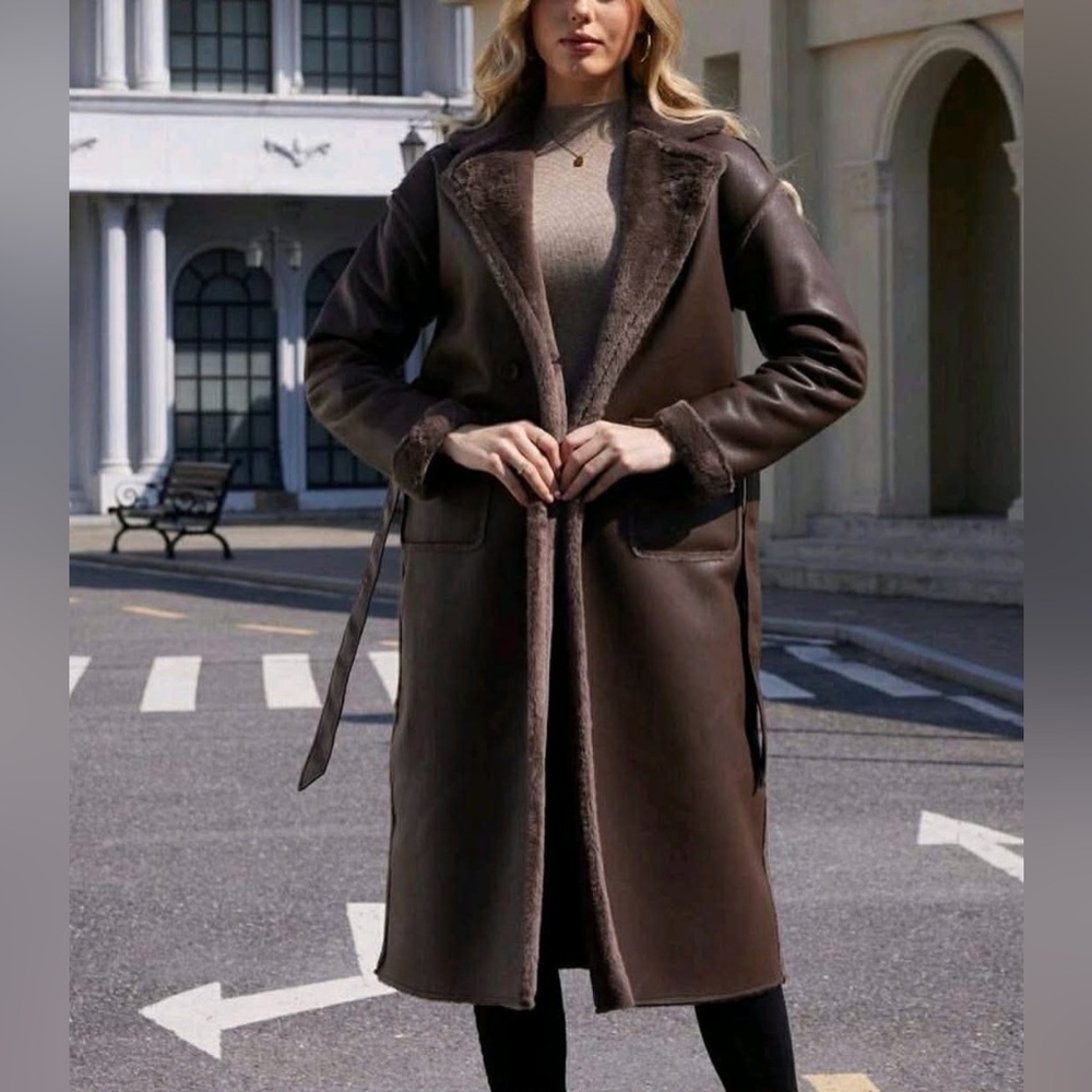 NWOT Women’s Fall Spring Faux Fur Coat Faux Leather with Belt